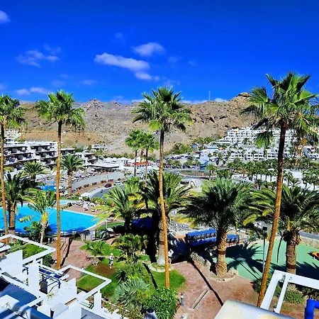 Lägenhet Ocean & Pool View