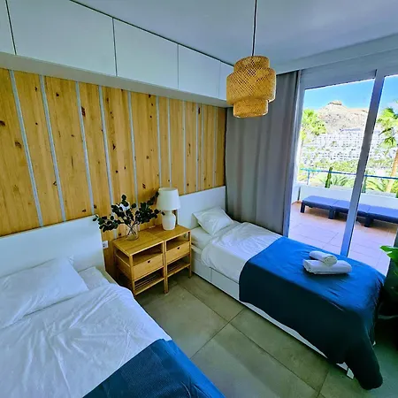 Ocean & Pool View Апартаменты